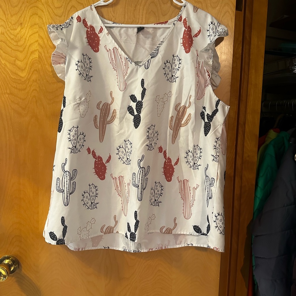 Cactus white blouse fits like 2XL